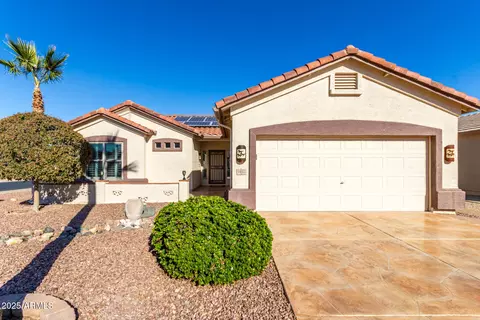 1410 E County Down Dr, Chandler, AZ 85249