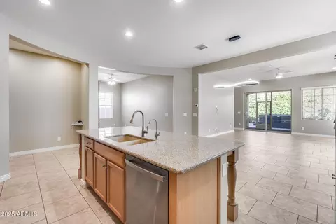 Other - 4630 E Navigator Ln, Phoenix, AZ 85050 photo 2 of 9