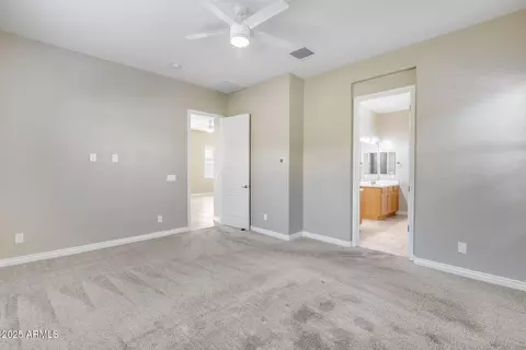 Bedroom - 4630 E Navigator Ln, Phoenix, AZ 85050 photo 2 of 3