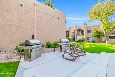 5525 E Thomas Rd #F9, Phoenix, AZ 85018 photo 48