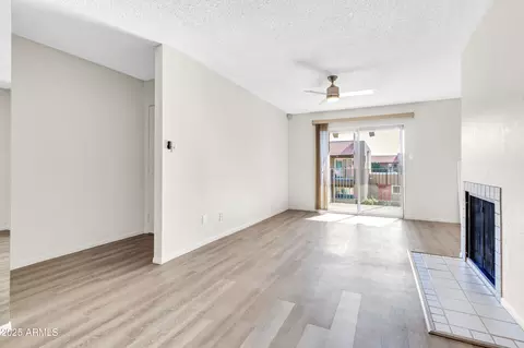 5525 E Thomas Rd #F9, Phoenix, AZ 85018 photo 13