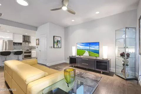 Living - 4435 N 35th St, Phoenix, AZ 85018 photo 1 of 5