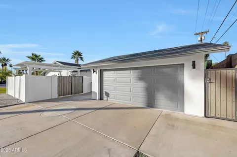 Exterior - 4435 N 35th St, Phoenix, AZ 85018 photo 1 of 6