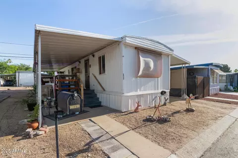10401 N Cave Creek Rd #11, Phoenix, AZ 85020