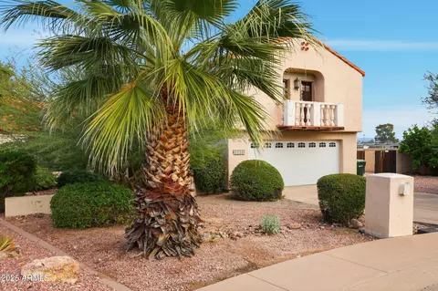 Exterior - 2734 E Purdue Ave, Phoenix, AZ 85028 photo 2 of 12