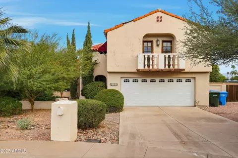 Exterior - 2734 E Purdue Ave, Phoenix, AZ 85028 photo 1 of 12