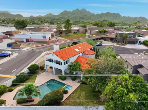 View/Area - 2734 E Purdue Ave, Phoenix, AZ 85028 photo 5 of 9
