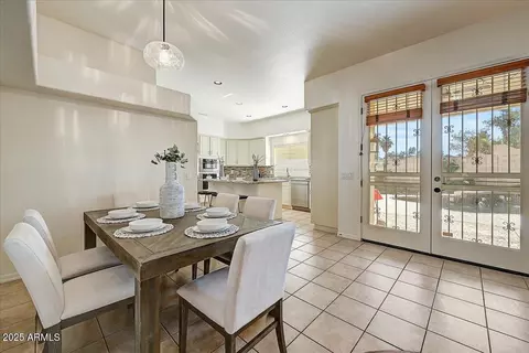 Dining - 4409 E Janice Way, Phoenix, AZ 85032 photo 2 of 3