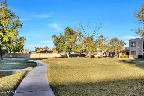 Exterior - 2128 E Dunbar Dr, Tempe, AZ 85282 photo 5 of 5