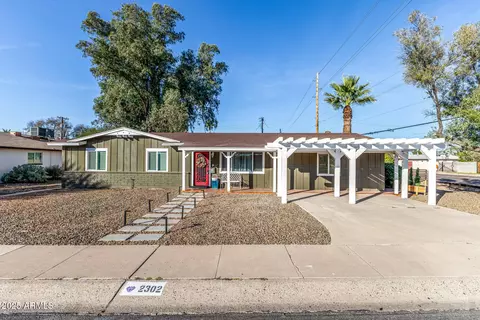 2302 W Berridge Ln, Phoenix, AZ 85015