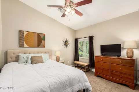 Bedroom - 1409 E Cortez St, Phoenix, AZ 85020 photo 1 of 2