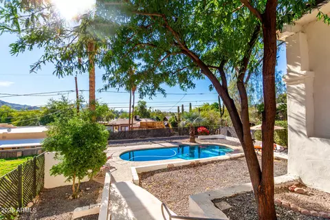 Exterior - 1409 E Cortez St, Phoenix, AZ 85020 photo 9 of 10