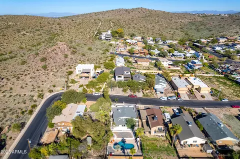 View/Area - 1409 E Cortez St, Phoenix, AZ 85020 photo 1 of 8
