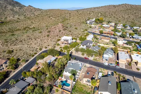 View/Area - 1409 E Cortez St, Phoenix, AZ 85020 photo 7 of 8