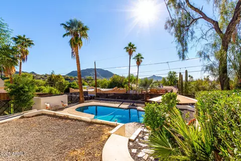 Exterior - 1409 E Cortez St, Phoenix, AZ 85020 photo 7 of 10