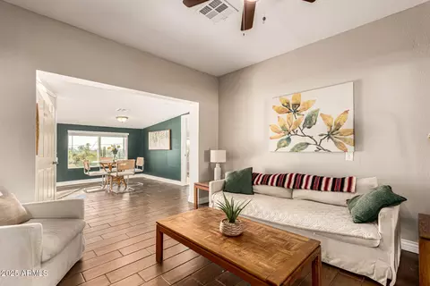 Living - 1409 E Cortez St, Phoenix, AZ 85020 photo 1 of 3