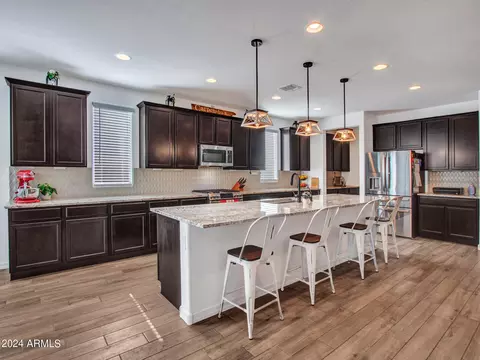 9821 E Supernova Dr, Mesa, AZ 85212 photo 4