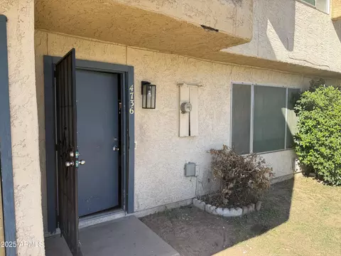 4736 W Rose Ln, Glendale, AZ 85301