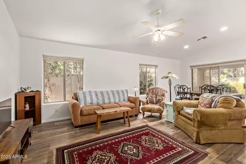 996 E Princeton Ave, Gilbert, AZ 85234 photo 5