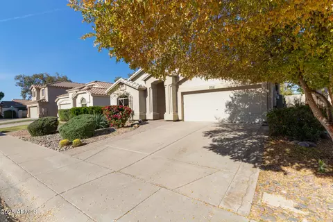 996 E Princeton Ave, Gilbert, AZ 85234 photo 2