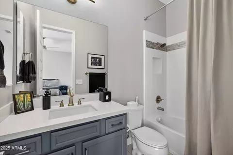 Bath - 3157 E La Costa Ct, Gilbert, AZ 85298 photo 6 of 6