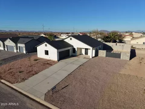15988 S Yava Rd, Arizona City, AZ 85123
