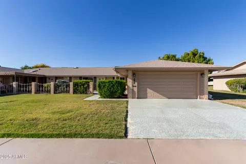 10427 W Roundelay Cir, Sun City, AZ 85351