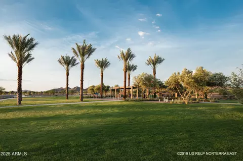 View/Area - 2142 W Hide Trl, Phoenix, AZ 85085 photo 18 of 33