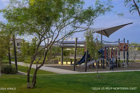 View/Area - 2142 W Hide Trl, Phoenix, AZ 85085 photo 27 of 33