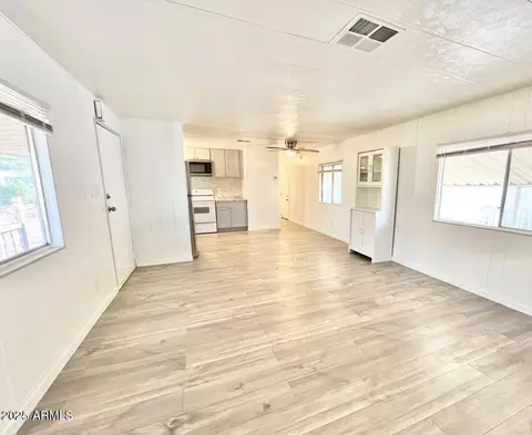 2609 W Southern Ave #400, Tempe, AZ 85282