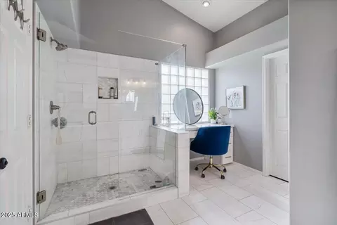 Bath - 14879 S 43rd Pl, Phoenix, AZ 85044 photo 1 of 5