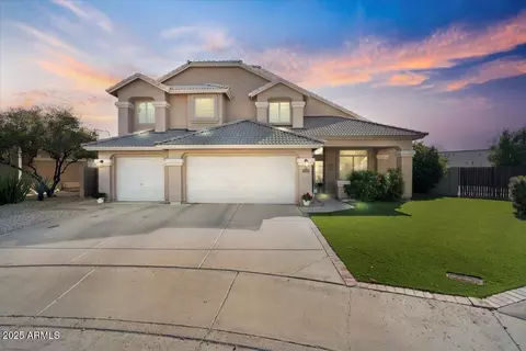 Exterior - 14879 S 43rd Pl, Phoenix, AZ 85044 photo 9 of 10
