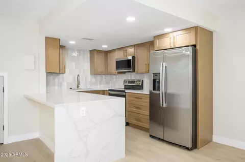 4760 E Moreland St, Phoenix, AZ 85008