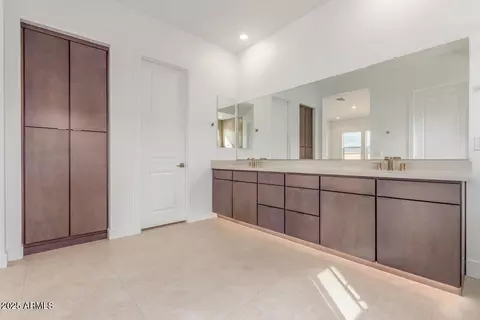 Bath - 10302 E Utah Ave, Mesa, AZ 85212 photo 2 of 4