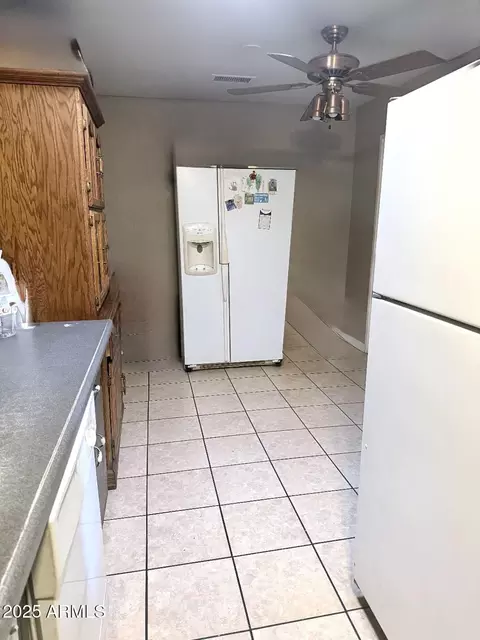 Kitchen - 3142 W Marshall Ave W, Phoenix, AZ 85017 photo 1 of 2