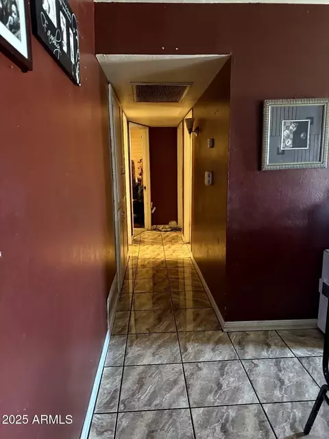 Entry Way - 3142 W Marshall Ave W, Phoenix, AZ 85017 photo 1 of 1