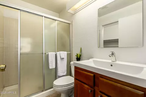 Bath - 1312 E Stephens Dr, Tempe, AZ 85283 photo 1 of 2