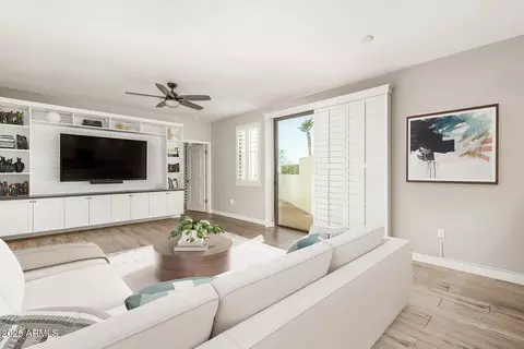 2511 W Queen Creek Rd #105, Chandler, AZ 85248