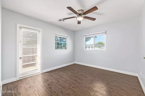 2439 E Minnezona Ave, Phoenix, AZ 85016 photo 16