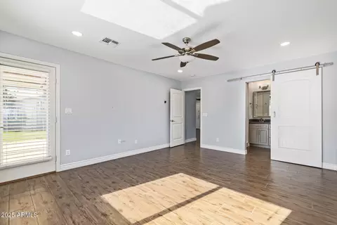 2439 E Minnezona Ave, Phoenix, AZ 85016 photo 10