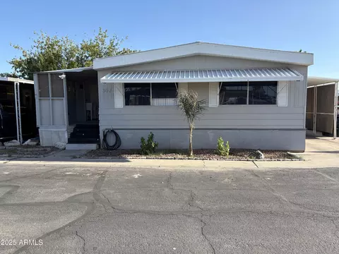 4400 W Missouri Ave #302, Glendale, AZ 85301