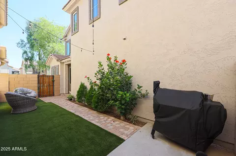Exterior - 4146 E Vest Ave, Gilbert, AZ 85295 photo 4 of 8