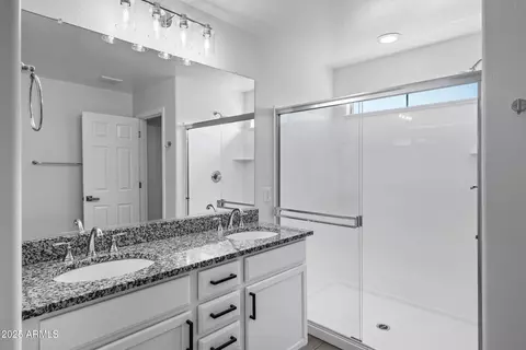 Bath - 8250 E Inverness Ave, Mesa, AZ 85209 photo 1 of 3