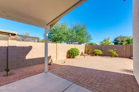 Exterior - 11019 N 154th Ln, Surprise, AZ 85379 photo 3 of 4