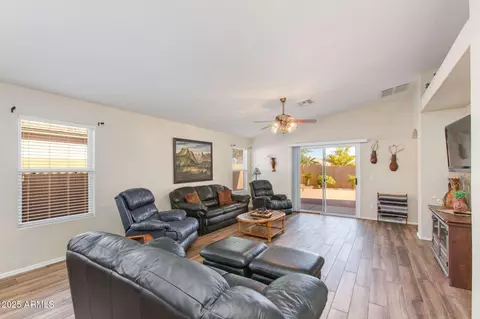 Living - 11019 N 154th Ln, Surprise, AZ 85379 photo 2 of 4