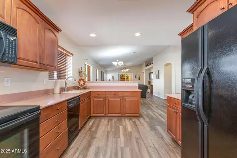 Kitchen - 11019 N 154th Ln, Surprise, AZ 85379 photo 2 of 4
