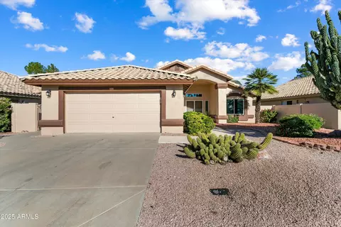 14306 W Kiowa Trl, Surprise, AZ 85374