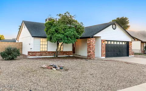 1519 W Mission Dr, Chandler, AZ 85224