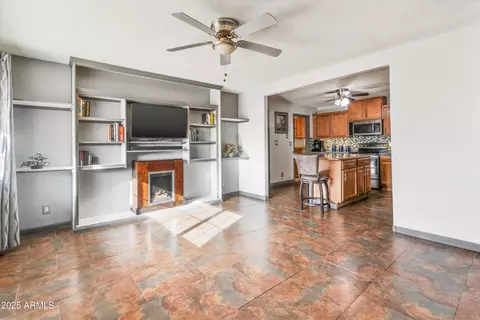 834 E Granada Ave, Apache Junction, AZ 85119 photo 9