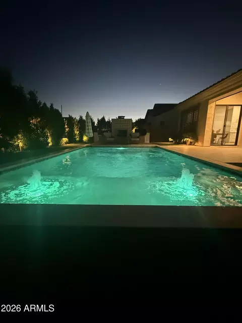 Exterior - 2279 E Warbler Rd, Gilbert, AZ 85297 photo 14 of 15